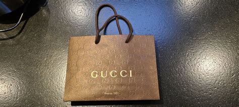 sac carton gucci